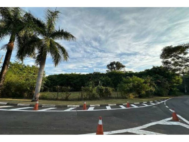Terreno em Parque da Hípica, Campinas/SP