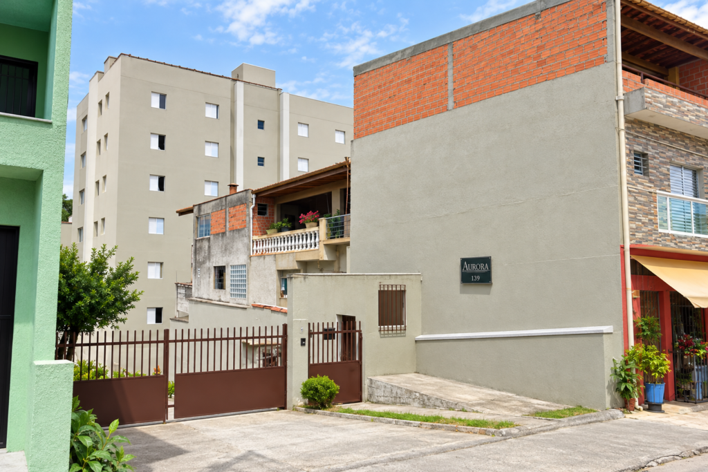 Prédio Residencial em São Pedro, Osasco/SP